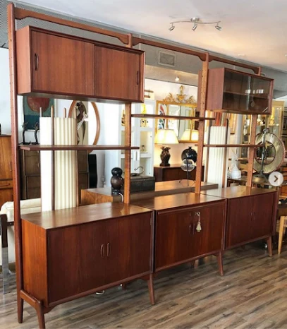 Good Dog Antiques