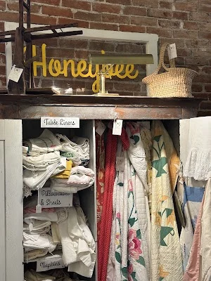 Honeybee Vintage