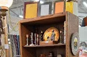 Lula B's Design District