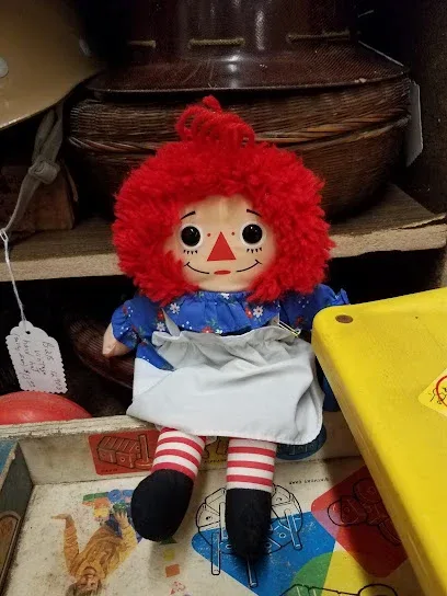 Swan’s Antiques - Booths 52 & 53 - Emmitsburg Antique Mall